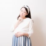 妊娠中の白髪染めは胎児に悪影響？妊娠初期・中期・後期での注意点は？